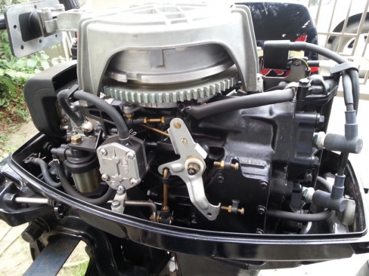 ขายเครื่องเรือ Mercury 15 HP , 30HP ขายเครื่องเรือ Mercury 15 HP , 30HP