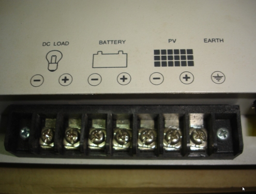 ขายเครื่องชาร์ตแบตเตอร์รี่จากแผงโซล่าเชลล์