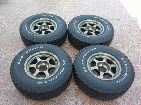 ขายล้อหล่อ ราคาถูกครับ te37x + bf 265/75/16 ลองดูครับ ขายล้อหล่อ ราคาถูกครับ te37x + bf 265/75/16 ลองดูครับ