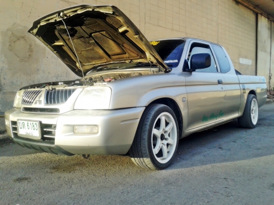 ขายแม็กขอบ17 ssrพร้อมยางปี12ปลายปี หน้ากว้าง8นิ้ว4วง 082-5425008 ราคา8500 ต่อรองได้คับ