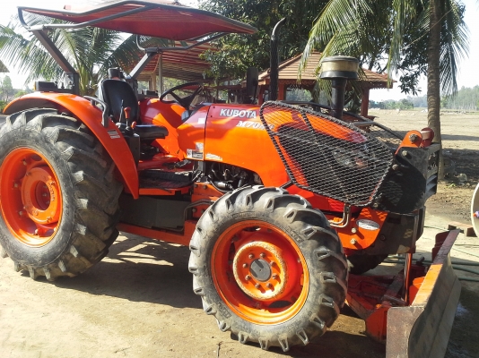 ขาย แทรกเตอร์ KUBOTA M7040 ถูกๆ สวยๆ 1747ชฺ.ม