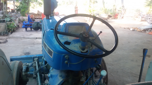 ขายรถไถฟรอค์77 พร้อมใช้งานราคาต่อรองได้นะครับ