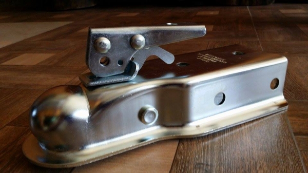 หัวบอลกลม พร้อมน็อตและแหวนสปริง + คอปเปอร์ครอบหัวบอล ใช้สำหรับการทำอุปกรณ์ลากจูง หัวบอลกลม พร้อมน็อตและแหวนสปริง + คอปเปอร์ครอบหัวบอล ใช้สำหรับการทำอุปกรณ์ลากจูง