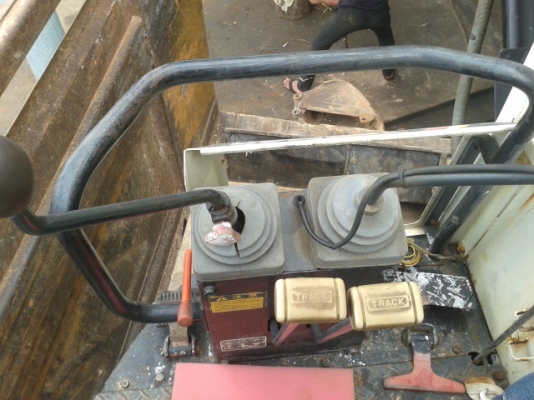 ปิดการขายแล้วจ้า ไป เชียงให้จ้า แมคโคยันม่า 50UU  รุ่น  B5 M  นำเข้าจาญี่ปุ่น  พร้อมใช้งาน( เจ้าของขายเอง) 088 3970475