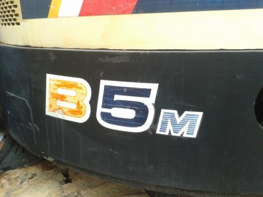 ปิดการขายแล้วจ้า ไป เชียงให้จ้า แมคโคยันม่า 50UU  รุ่น  B5 M  นำเข้าจาญี่ปุ่น  พร้อมใช้งาน( เจ้าของขายเอง) 088 3970475