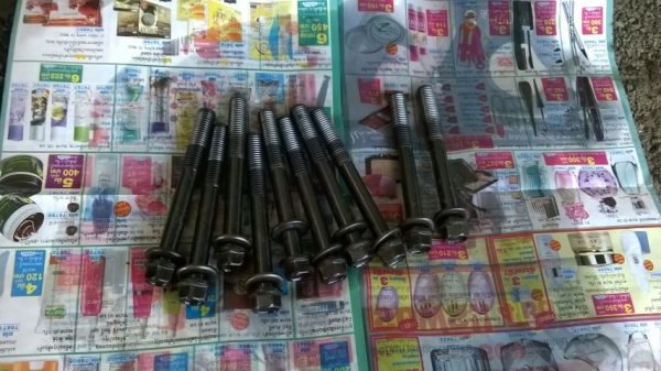 น็อตข้อเหวี่ยงแท้ k20a