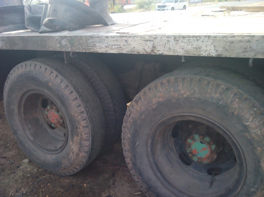 ขาย 10 ล้อพื้นเรียบหลง เครื่อง 195 แรง 1เพลา