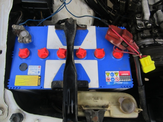 ขายถูก HILUX MIGHTY-X 4ประตู ราคา 87,000.- (ที่เชียงใหม่) ขายถูก HILUX MIGHTY-X 4ประตู ราคา 87,000.- (ที่เชียงใหม่)