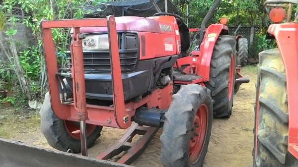 ขายรถไถ KUBOTA L4508 พร้อมดันหน้า ผาน6 รถไร่ ราคา 265,000