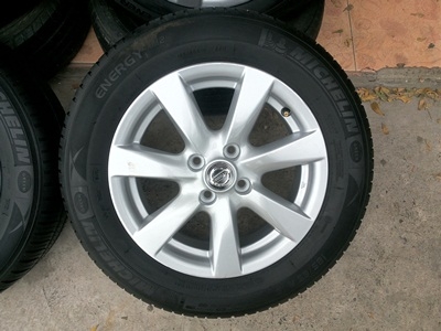 ขายล้อแม็กNISSAN ALMERA VL (รุ่นTOP)ยางปี13  4 ล้อ