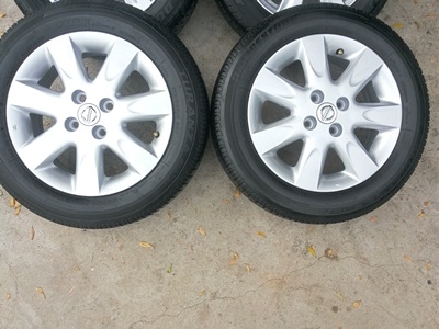 ขายล้อแม็กNISSAN March 15 พร้อมยางBRIDGESTONE  4 ล้อ