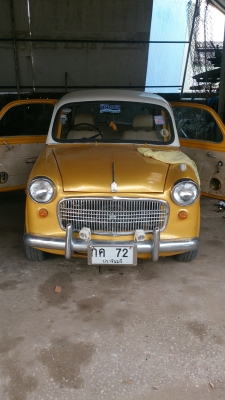 เฟียต 1100 ประตูย้อน