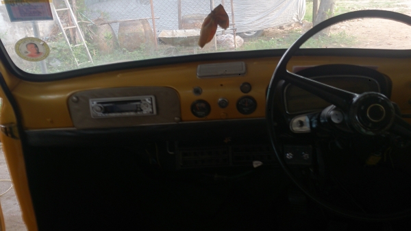 เฟียต 1100 ประตูย้อน