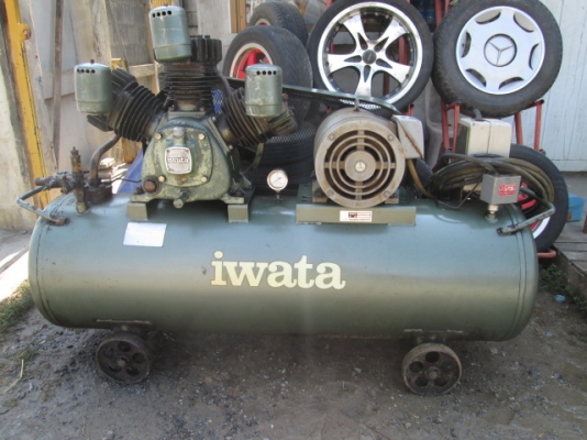 ปั๊มลม IWATA -3สูบ 10แรงม้า