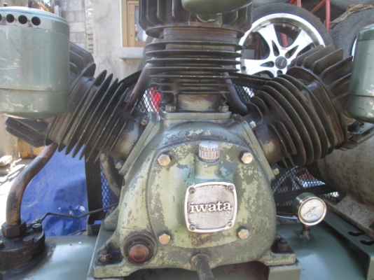 ปั๊มลม IWATA -3สูบ 10แรงม้า