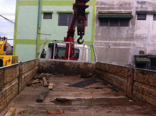 ขายรถบรรทุก 6ล้อ Mitsubishi 240 แรงม้า  พร้อมเอี้ยบเครน5  ตัน Unic