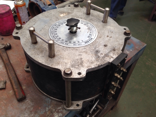 ขายหม้อแปลง Yokoyama Variable Transformer made in Japan สไลปรับโวลได้ ตั้งแต่ 0-220V รับแรงดันได้ 50 Amp สภาพดี