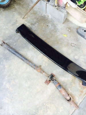 ขายเหมาไปหมดเลยคับอะไหล่E30 2ประตู แท้ทุกชิ้น ขายเหมาไปหมดเลยคับอะไหล่E30 2ประตู แท้ทุกชิ้น