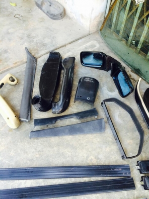 ขายเหมาไปหมดเลยคับอะไหล่E30 2ประตู แท้ทุกชิ้น ขายเหมาไปหมดเลยคับอะไหล่E30 2ประตู แท้ทุกชิ้น