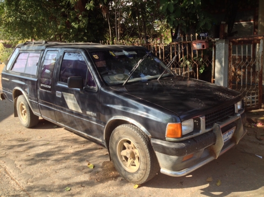 ขาย รถอิซูสุ isuzu TFR มังกรทองปี 33 มีวัดรอบ เครื่อง 2.8