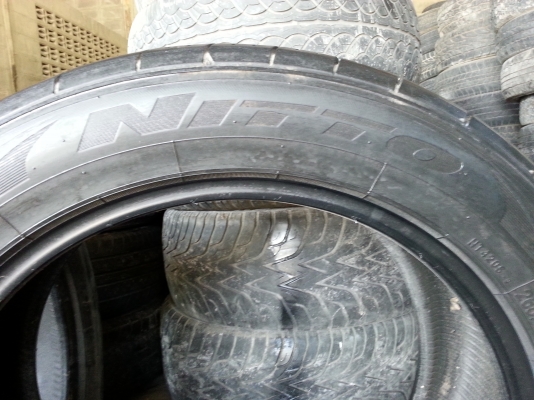 ขอขายยางขอบ20 ครับ 265/50/20  ปี09 คู่ละ3000บาทครับ มีหลายคู่ครับ