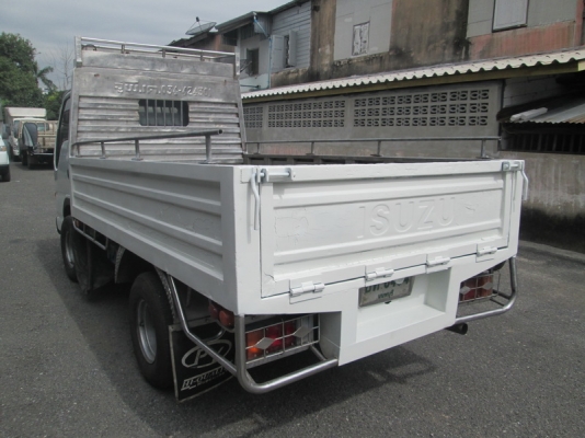 ขาย Isuzu NKR 4ล้อไม่ติดเวลา กระบะสเเตนเลส ปี06.