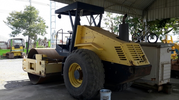 ขายรถบด BOMAG BW211D-3 พร้อมหนามเอกสารทะเบียน ไฟฟ้าเต็ม