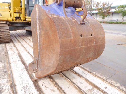 ขาย Komatsu PC 120-6E ใบแทรค 70เซน. สีเดิมๆ สวยสุดๆคันนี้ นำเข้าจากญี่ปุ่นแท้ 1000\% พร้อมใช้งาน ขายถูกๆ 086-303-9797 ขาย Komatsu PC 120-6E ใบแทรค 70เซน. สีเดิมๆ สวยสุดๆคันนี้ นำเข้าจากญี่ปุ่นแท้ 1000\% พร้อมใช้งาน ขายถูกๆ 086-303-9797