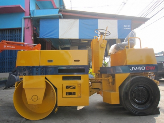 ขาย รถบด 4ตัน KOMATSU รุ่น JV40 CW มือสองญี่ปุ่น ขาย รถบด 4ตัน KOMATSU รุ่น JV40 CW มือสองญี่ปุ่น