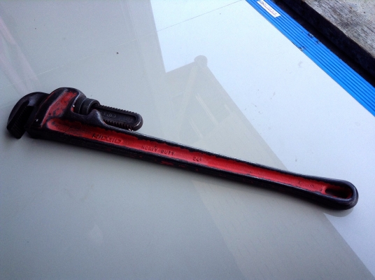 ขายประแจเลื่อน 24 นิ้ว   ของ Japan ราคา 2,599  บาท พร้อมส่ง  ซื้อขายแล้ว