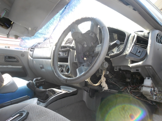 ขายซากรถกระบะ D MAX ตัวสูงพร้อมทะเบีนยจดทะเบียนปี 48 เครื่อง 3000 I TEC