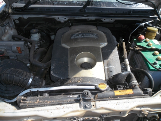 ขายซากรถกระบะ D MAX ตัวสูงพร้อมทะเบีนยจดทะเบียนปี 48 เครื่อง 3000 I TEC