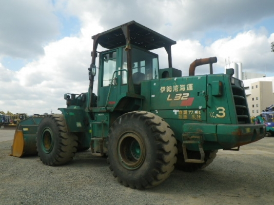 ขายรถตัก TCM L32-2 ขายรถตัก TCM L32-2