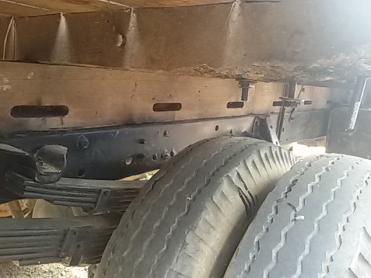 (ร้านรุ่งโรจน์ 082-1057078)ขาย 6 ล้อ ISUZU NKR 110 แรง  เครื่องแน่น แห้ง แรงดีสุดๆ แซสซีสวยๆ ไม่ผุ ไม่ดาม รถสวยเจ้าของเดิมใช้งานประจำ รถวิ่งดีขับดีคับ พร้อมโอนทั่วไทย  พร้อมใช้งาน