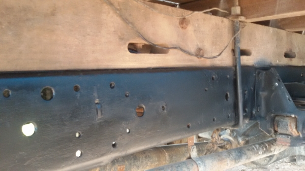 (ร้านรุ่งโรจน์ 082-1057078)ขาย 6 ล้อ ISUZU NKR 110 แรง  เครื่องแน่น แห้ง แรงดีสุดๆ แซสซีสวยๆ ไม่ผุ ไม่ดาม รถสวยเจ้าของเดิมใช้งานประจำ รถวิ่งดีขับดีคับ พร้อมโอนทั่วไทย  พร้อมใช้งาน