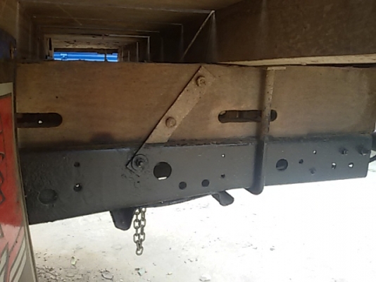 (ร้านรุ่งโรจน์ 082-1057078)ขาย 6 ล้อ ISUZU NKR 110 แรง  เครื่องแน่น แห้ง แรงดีสุดๆ แซสซีสวยๆ ไม่ผุ ไม่ดาม รถสวยเจ้าของเดิมใช้งานประจำ รถวิ่งดีขับดีคับ พร้อมโอนทั่วไทย  พร้อมใช้งาน