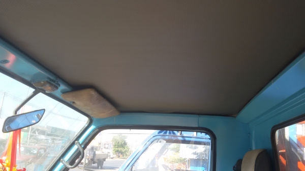 (ร้านรุ่งโรจน์ 082-1057078)ขาย 6 ล้อ ISUZU NKR 110 แรง  เครื่องแน่น แห้ง แรงดีสุดๆ แซสซีสวยๆ ไม่ผุ ไม่ดาม รถสวยเจ้าของเดิมใช้งานประจำ รถวิ่งดีขับดีคับ พร้อมโอนทั่วไทย  พร้อมใช้งาน