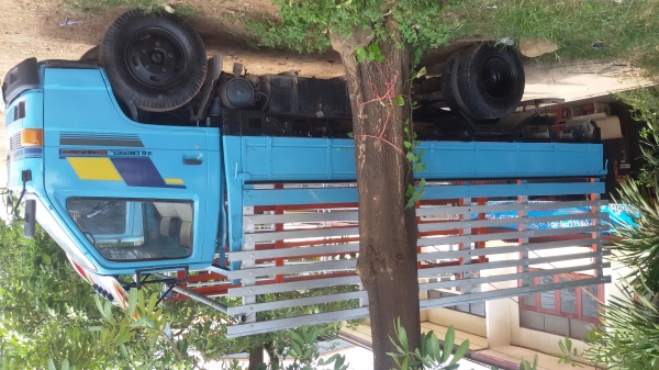 (ร้านรุ่งโรจน์ 082-1057078)ขาย 6 ล้อ ISUZU NKR 110 แรง  เครื่องแน่น แห้ง แรงดีสุดๆ แซสซีสวยๆ ไม่ผุ ไม่ดาม รถสวยเจ้าของเดิมใช้งานประจำ รถวิ่งดีขับดีคับ พร้อมโอนทั่วไทย  พร้อมใช้งาน