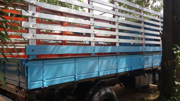 (ร้านรุ่งโรจน์ 082-1057078)ขาย 6 ล้อ ISUZU NKR 110 แรง  เครื่องแน่น แห้ง แรงดีสุดๆ แซสซีสวยๆ ไม่ผุ ไม่ดาม รถสวยเจ้าของเดิมใช้งานประจำ รถวิ่งดีขับดีคับ พร้อมโอนทั่วไทย  พร้อมใช้งาน