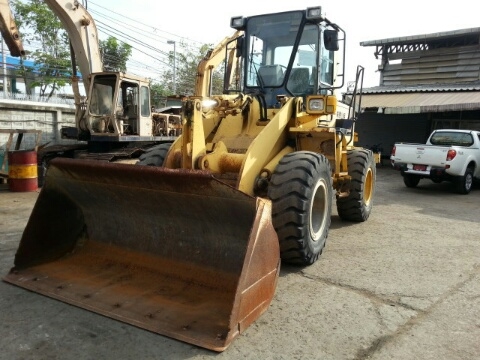 รถตักล้อยาง WA200-1-30824