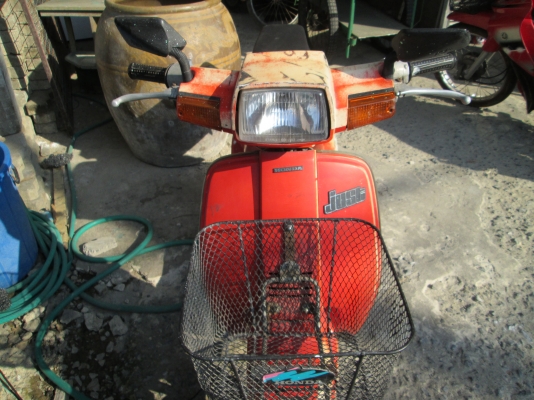 สวยมากๆครับ  ไม่มีบิ่นไม่มีแตก   ขออนุญาตขายถูกครับ