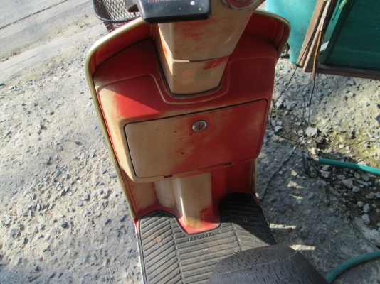 สวยมากๆครับ  ไม่มีบิ่นไม่มีแตก   ขออนุญาตขายถูกครับ