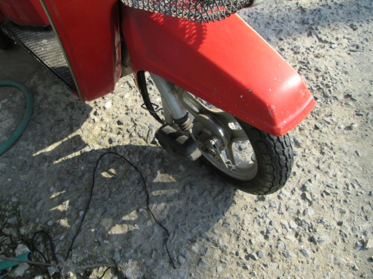 สวยมากๆครับ  ไม่มีบิ่นไม่มีแตก   ขออนุญาตขายถูกครับ