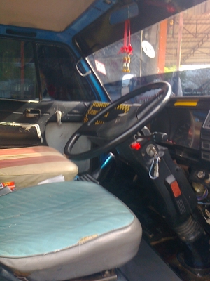 6 ล้อโดยสาร 4.30 เมตรพร้อมใช้ซื้อไปใช้งานคร่อง