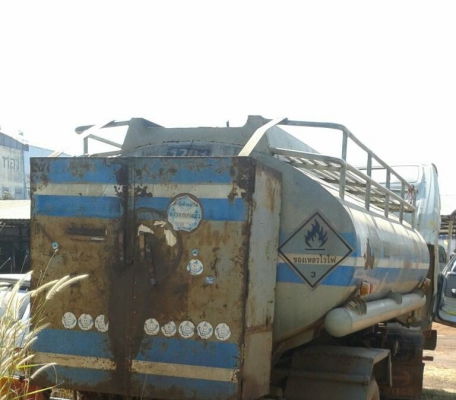 ^**ราคาใหม่ 365,000บ.นะครับ**^หกล้อ ฮีโน้ Km777หัวFc บรรทุกน้ำมัน ถัง7,000ลิตร อุปกรณ์ครบ^**ทำเป็นรถน้ำเหมาะเลย**^ครับ เอกสารทะเบียนพร้อมโอน&hellip;ได้ทุกจังหวัด&hellip;เด้อคร๊าบ