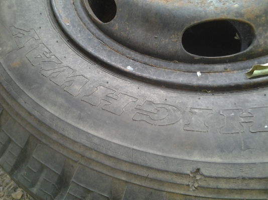 ขายตามสภาพยางสภาพพอใช้4เส้นพร้อมกะทะราคาถูกขอบ20-900 ขายตามสภาพยางสภาพพอใช้4เส้นพร้อมกะทะราคาถูกขอบ20-900