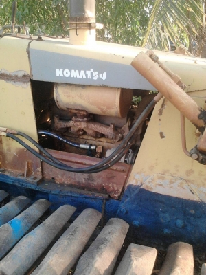 ขาย! รถแทรกเตอร์ D2 Komatsu รุ่น 6 และ D2 Mitsubishi 2G แทรกตีนเป็ด ใบดัน 3 เมตร ขายเหมา 2 คัน ขาย! รถแทรกเตอร์ D2 Komatsu รุ่น 6 และ D2 Mitsubishi 2G แทรกตีนเป็ด ใบดัน 3 เมตร ขายเหมา 2 คัน