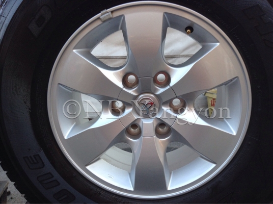 ล้อแม็ก vigo champ พรีรันเนอร์พร้อมยาง. 265-70-16