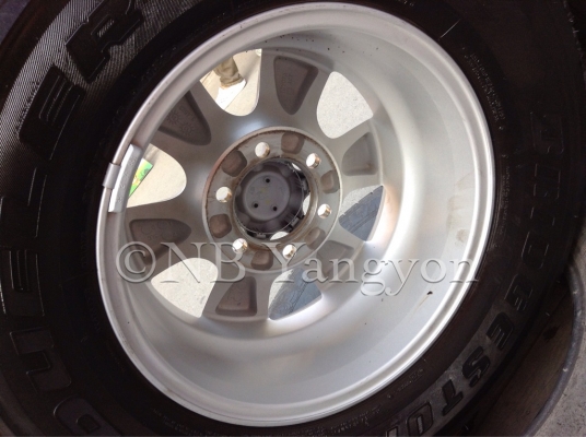 ล้อแม็ก vigo champ พรีรันเนอร์พร้อมยาง. 265-70-16