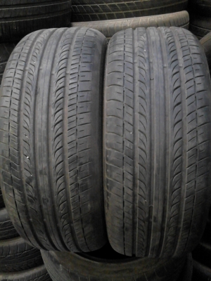 215/55R17 DEESTONE VINCENTE  ปี2012 มี 2 เส้น  TEL.081-427-3941